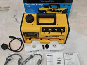 FIELDPIECE VP87 DC VACUUM PUMP WITH RUNQUICK OIL CHANGE SYSTEM, 8 CFM (USED)